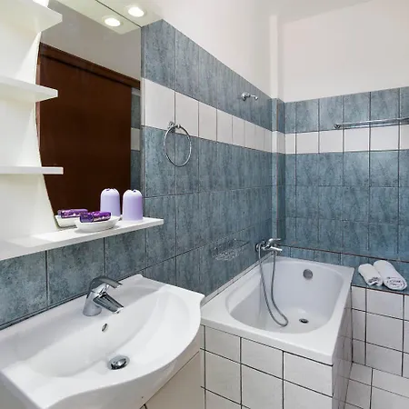 Villa Elpida *